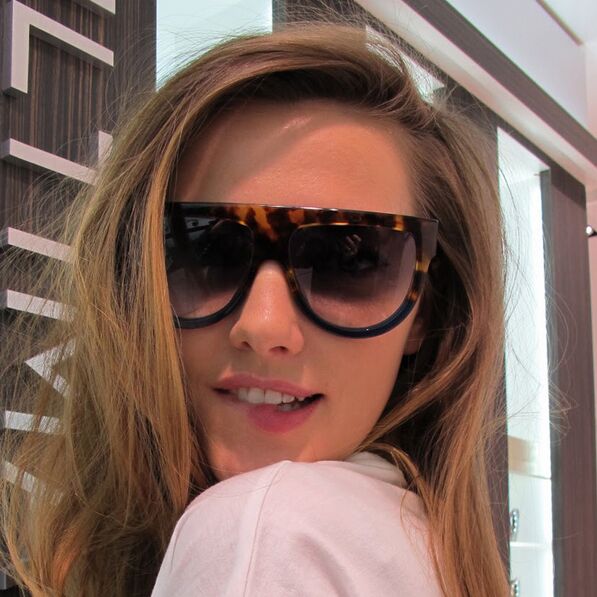 Flat Oversize Shades